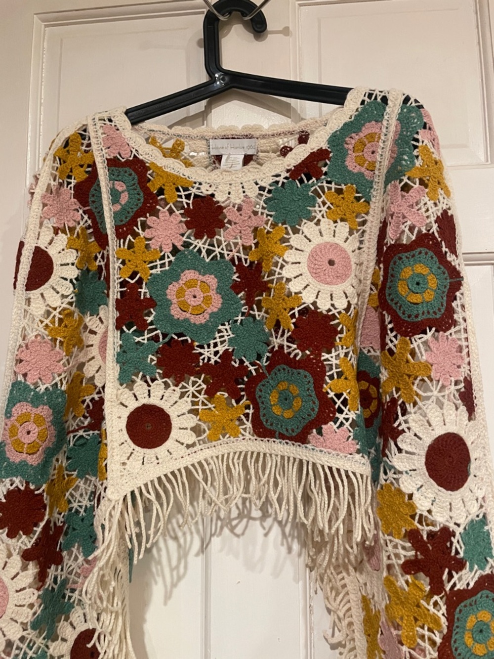 House of Harlow Crochet fringed crop sweater. - Picture 3 of 6
